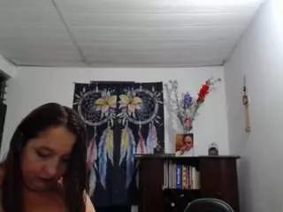 allisonbigtits69 from CamSoda