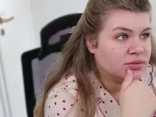 allybabyy from CamSoda