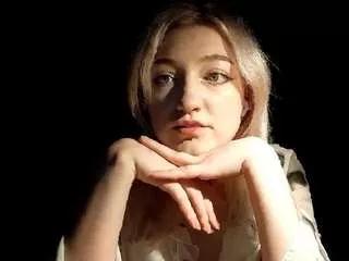 alphaarenivar from CamSoda is Freechat