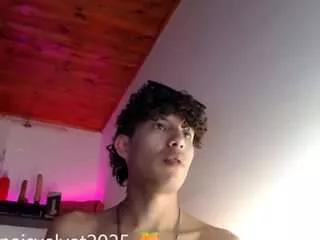 anaisvelvet2025 from CamSoda is Freechat