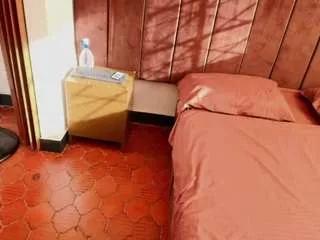 andiiluv from CamSoda is Freechat