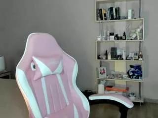 annabigass from CamSoda