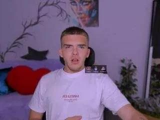 anthony-smiley from CamSoda is Freechat