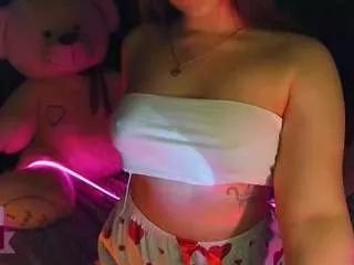 apheliadream from CamSoda is Freechat