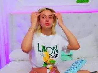 ariannasinn from CamSoda is Freechat