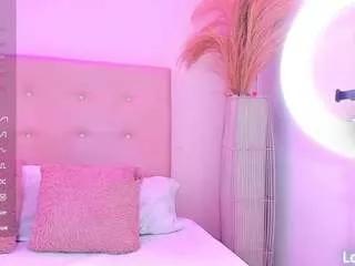 ashley-brightt from CamSoda is Freechat