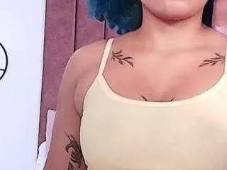 babyblue23z from CamSoda is Freechat