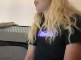 babydxll from CamSoda