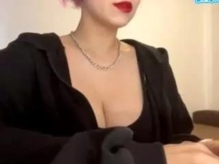 blisscroke from CamSoda is Freechat
