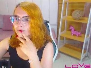 bonnielilly-a from CamSoda is Freechat