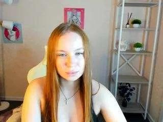 bunny-luvv from CamSoda is Freechat