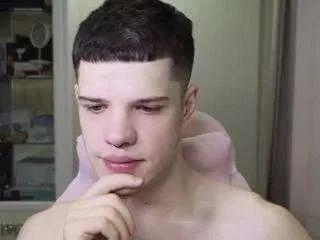 callmechristiian from CamSoda