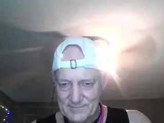 camcouple4u from CamSoda is Freechat