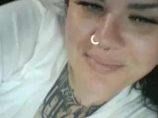 cammslut4u from CamSoda