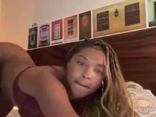 carmellwilliam from CamSoda is Freechat