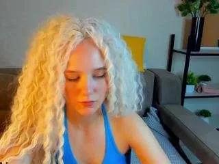 casey-sweeet from CamSoda is Freechat