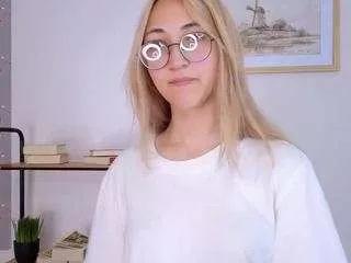 cheryl-johnson from CamSoda is Freechat