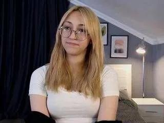 cheryl-johnson from CamSoda is Freechat