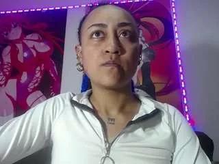 cinnamon-7 from CamSoda is Freechat