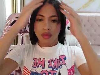 clara-evans-s from CamSoda is Freechat