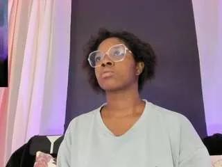 connywells from CamSoda