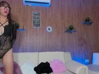 crazygirls-x from CamSoda is Freechat