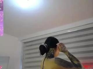 cristal-velle from CamSoda is Freechat