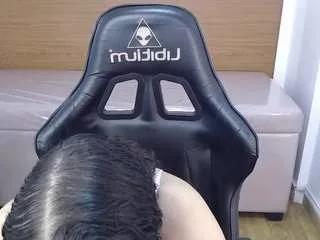 danatella-t from CamSoda