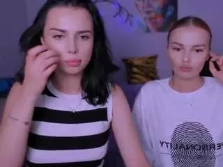 danna-li from CamSoda is Freechat