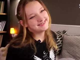 devonaharn from CamSoda is Freechat