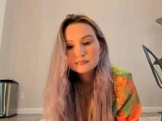 dianadolce from CamSoda is Freechat