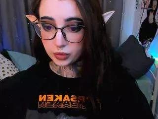 dixipixi from CamSoda