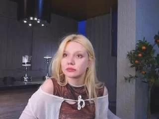 edinaamos from CamSoda is Freechat