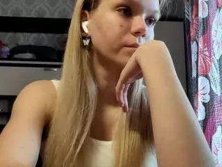 elishalaverdure from CamSoda is Freechat