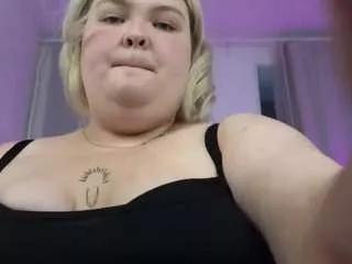 ellabigbaby from CamSoda