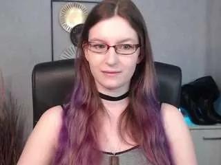 emmatease94 from CamSoda is Freechat