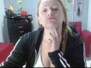 emperatrizmessy from CamSoda
