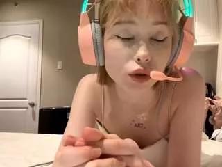 esmacorby from CamSoda is Freechat
