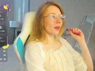 esme-runn from CamSoda