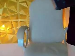 estebanisaza from CamSoda