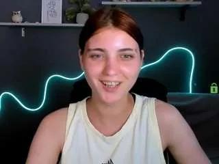 evelyn-muse from CamSoda is Freechat