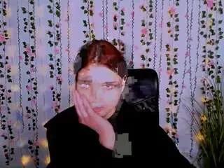 evelyn-muse from CamSoda is Freechat