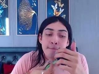 evelynnsex from CamSoda is Freechat
