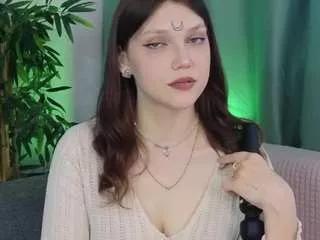 falineappleberry from CamSoda is Freechat