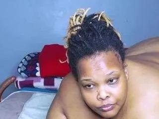 fatafricanqu33nxxx from CamSoda is Freechat