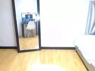 goldenn-ass1 from CamSoda is Freechat