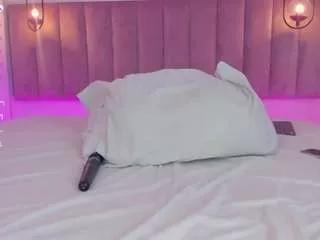 haily-b from CamSoda is Freechat
