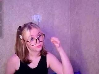 helen-drums from CamSoda is Freechat