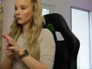 Heysiryy from CamSoda