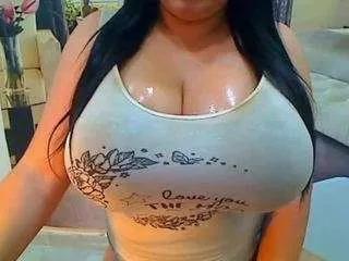 hillarysofia from CamSoda